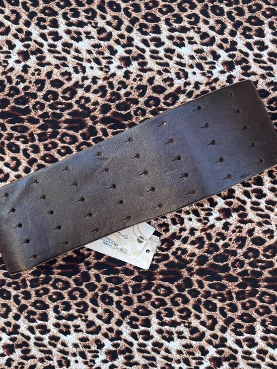 90s deadstock wide waisted leather belt main image 6